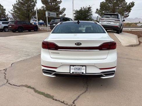 Used 2020 Kia Cadenza Technology image 6