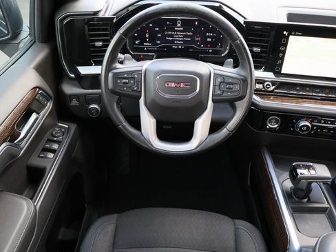 Certified 2022 GMC Sierra 1500 Elevation w/ LPO, Elevation Black Package image 22