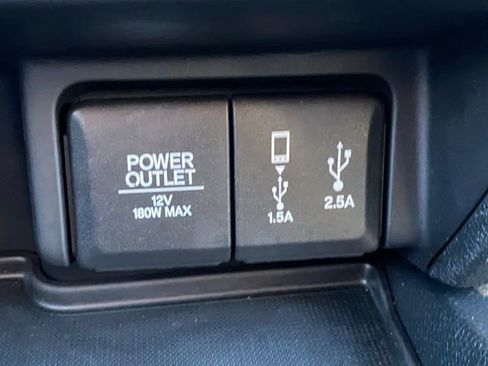 Used 2017 Honda Pilot Touring image 30