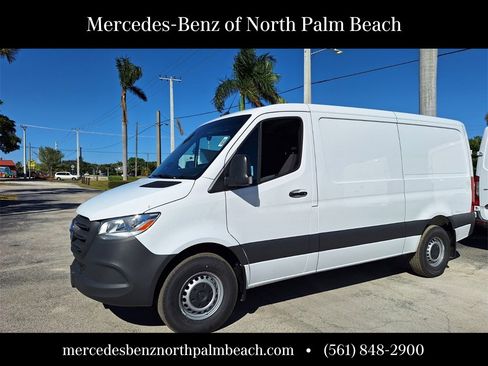 New 2025 Mercedes-Benz Sprinter 2500 image 1