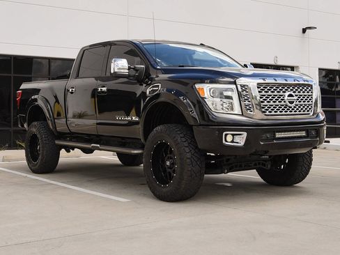 Used 2016 Nissan Titan Platinum Reserve AWD/4WD image 3