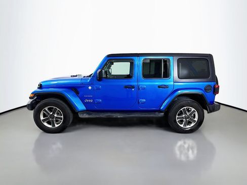 Used 2023 Jeep Wrangler Unlimited Sahara w/ LED Lighting Group AWD/4WD image 4