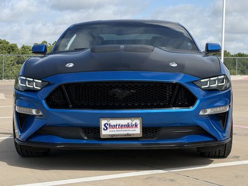 Used 2019 Ford Mustang GT Premium RWD image 7
