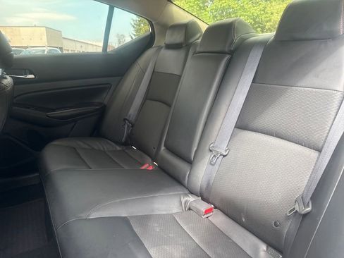 Used 2022 Nissan Altima 2.5 SR FWD image 19