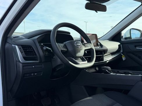 New 2026 Nissan Rogue SV w/ Cold Weather Package FWD image 9