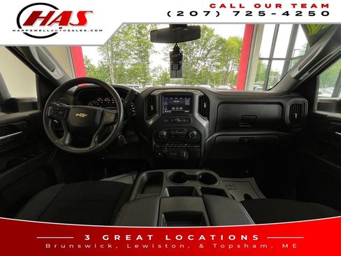 Used 2022 Chevrolet Silverado 2500 Custom w/ Custom Convenience Package AWD/4WD image 14