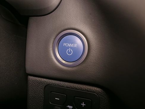 Used 2023 Toyota Sequoia Platinum image 30