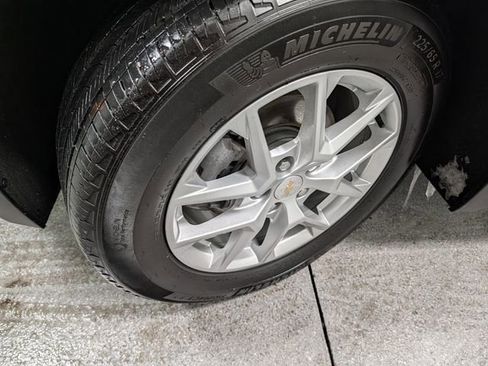 Certified 2023 Chevrolet Equinox LT FWD image 9