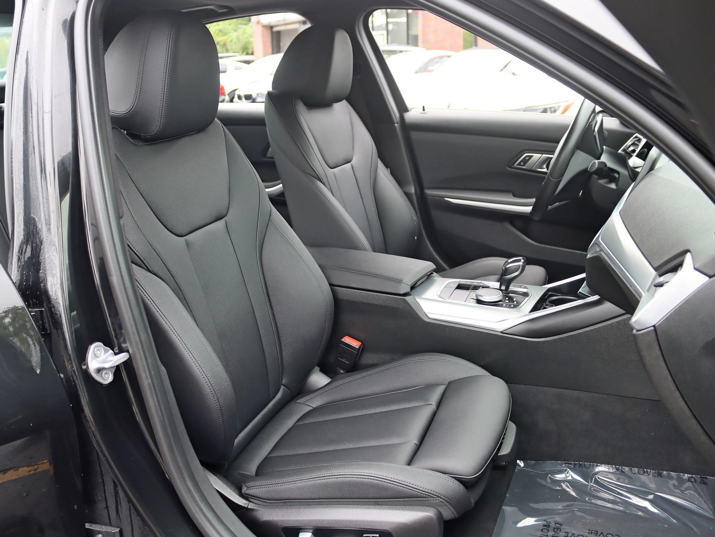 Used 2019 BMW 330i xDrive Sedan w/ Premium Package AWD/4WD image 29