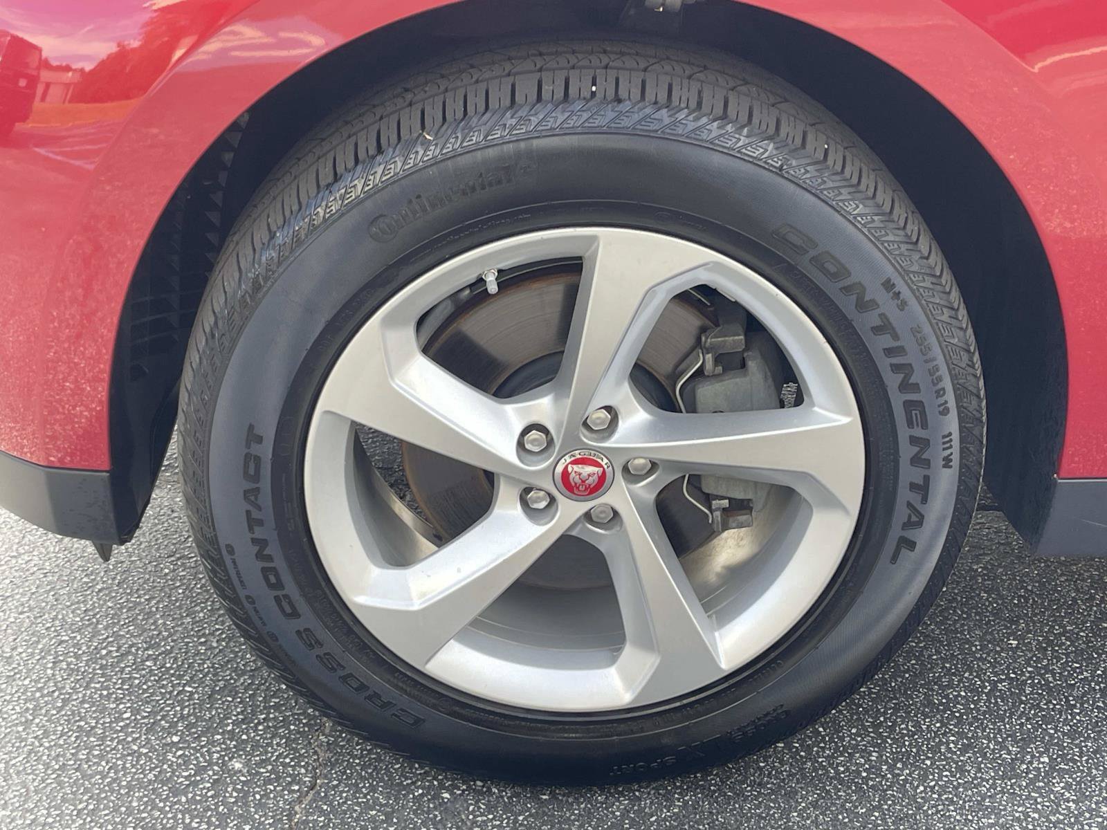 Used 2018 Jaguar F-PACE Premium AWD/4WD image 14