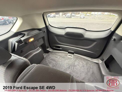 Used 2019 Ford Escape SE AWD/4WD image 46