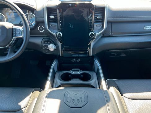 Used 2025 RAM 1500 Laramie image 13