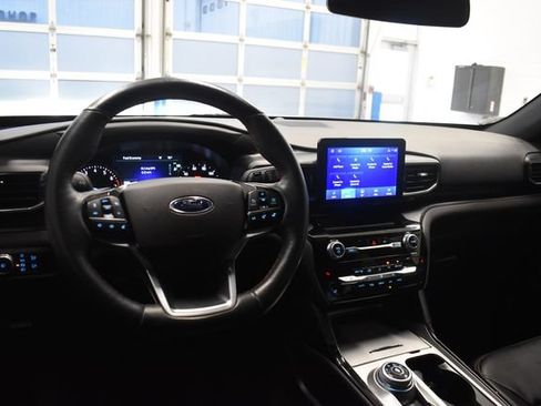 Used 2023 Ford Explorer ST-Line w/ Class IV Trailer Tow Package AWD/4WD image 23