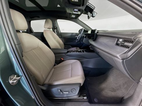 New 2026 Audi Q3 quattro 2.0T AWD/4WD image 31