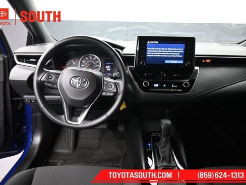 Used 2021 Toyota Corolla SE FWD image 11