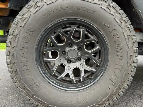 Used 2012 Jeep Wrangler Unlimited Sport AWD/4WD image 13