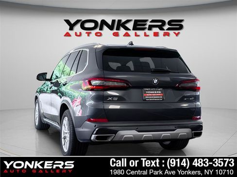 Used 2022 BMW X5 xDrive40i w/ Premium Package AWD/4WD image 6