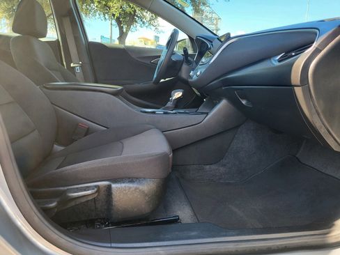 Used 2024 Chevrolet Malibu LT image 10