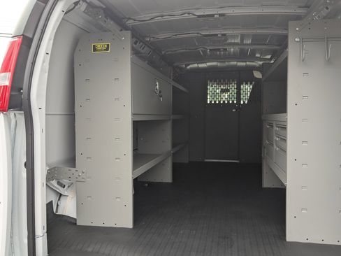 New 2025 GMC Savana 2500 Extended w/ Driver Convenience Package image 18