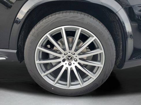 Certified 2026 Mercedes-Benz GLS 580 4MATIC image 40