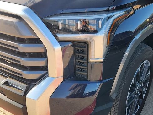 Used 2023 Toyota Tundra Limited AWD/4WD image 8