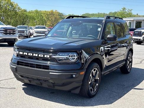 Used 2022 Ford Bronco Sport Outer Banks w/ Tech Package AWD/4WD image 4