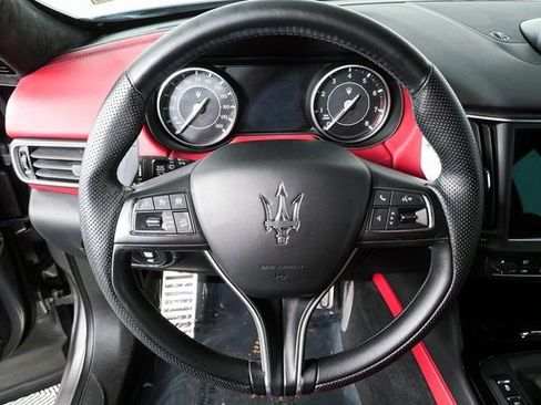 Used 2022 Maserati Levante S GranSport AWD/4WD image 10