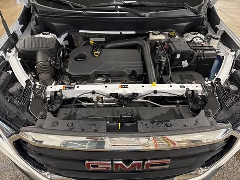 Used 2023 GMC Terrain SLE w/ Driver Convenience Package AWD/4WD image 29