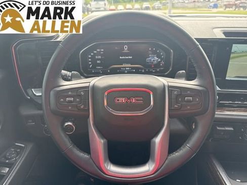Used 2025 GMC Sierra 1500 Elevation AWD/4WD image 11