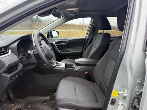 Used 2023 Toyota RAV4 XLE image 10