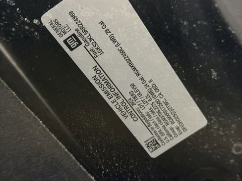 Used 2024 GMC Yukon XL Denali w/ Advanced Technology Package image 46