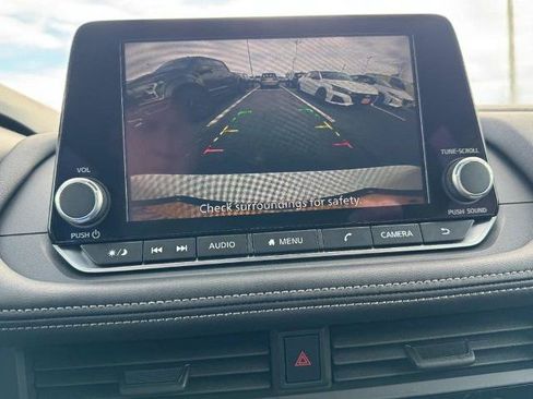 Certified 2025 Nissan Rogue S AWD/4WD image 20