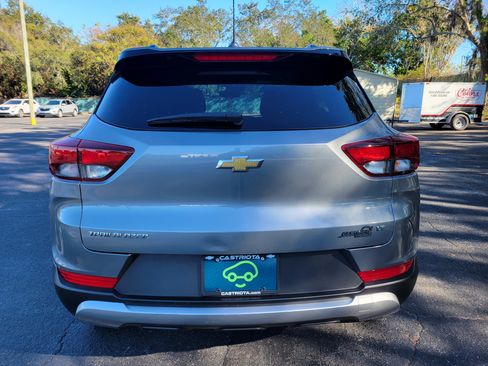 Certified 2023 Chevrolet TrailBlazer LT w/ Convenience Package image 6