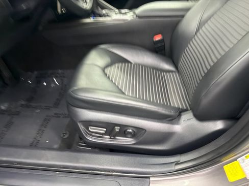 Used 2024 Toyota Camry SE FWD image 10