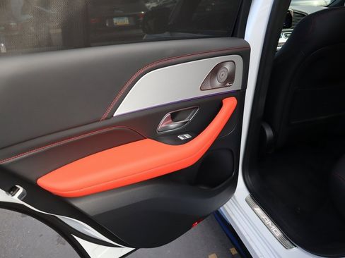 New 2025 Mercedes-Benz GLE 63 AMG S image 22