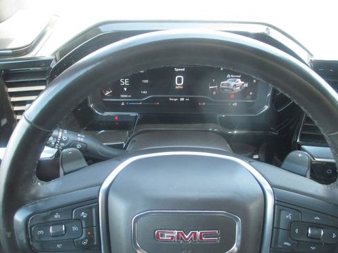 Used 2023 GMC Sierra 1500 SLT w/ SLT Premium Package AWD/4WD image 31