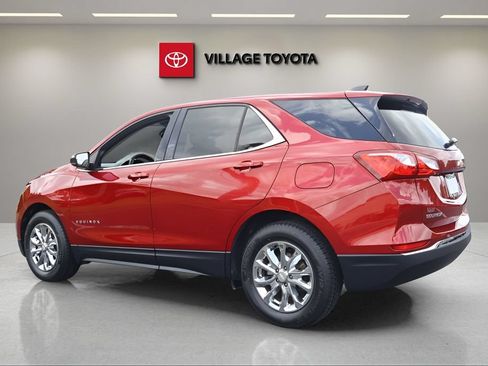 Used 2018 Chevrolet Equinox LT FWD image 3