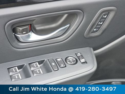 New 2025 Honda Pilot TrailSport image 21