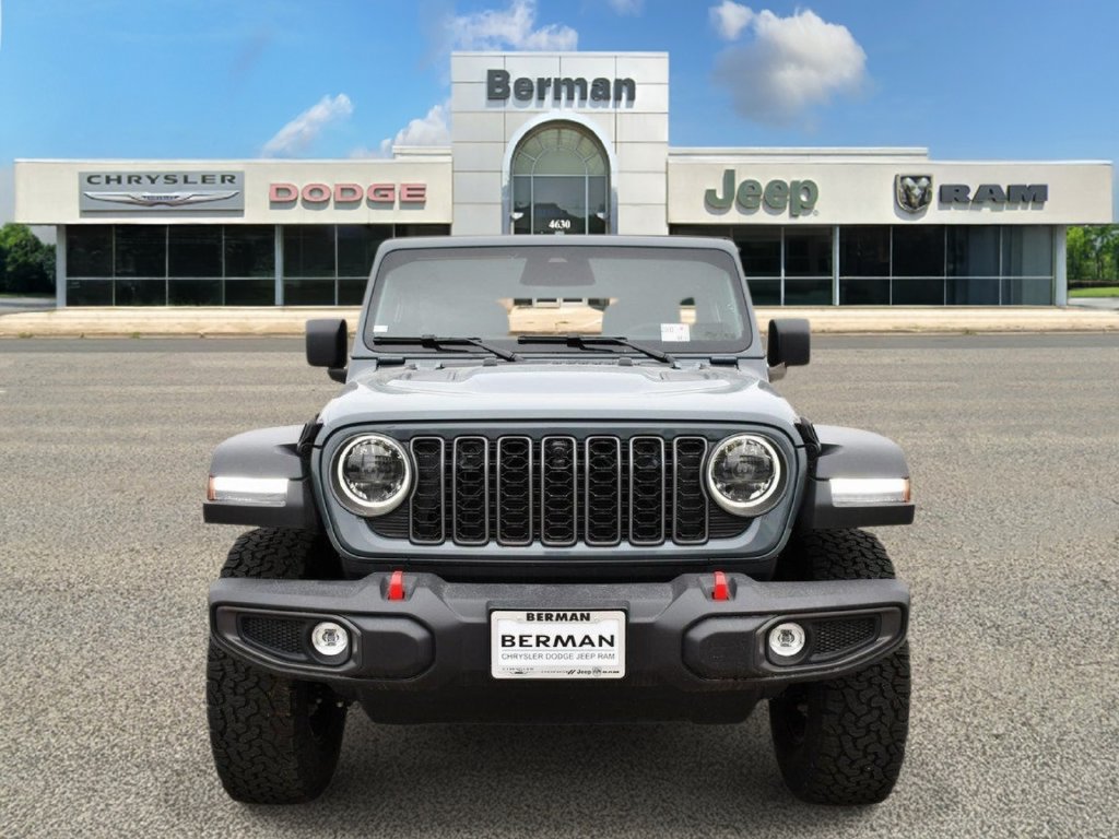 New 2026 Jeep Wrangler Unlimited Rubicon w/ Safety Group AWD/4WD image 4