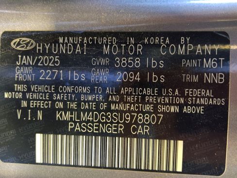 Used 2025 Hyundai Elantra Sport image 33