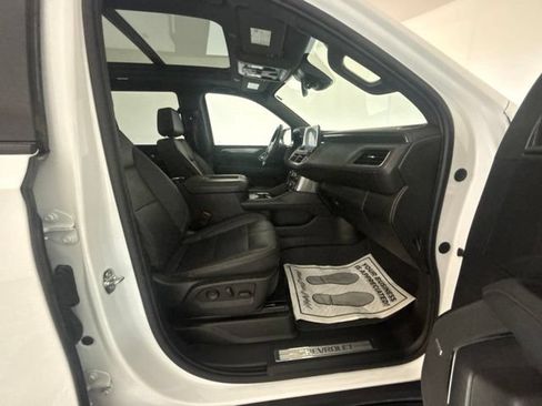 Used 2023 Chevrolet Tahoe RST w/ Luxury Package AWD/4WD image 33