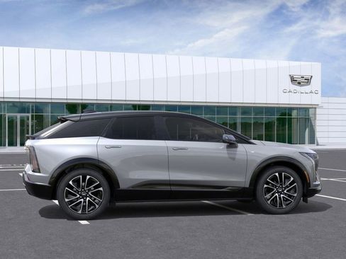 New 2026 Cadillac Optiq Sport 1 image 5