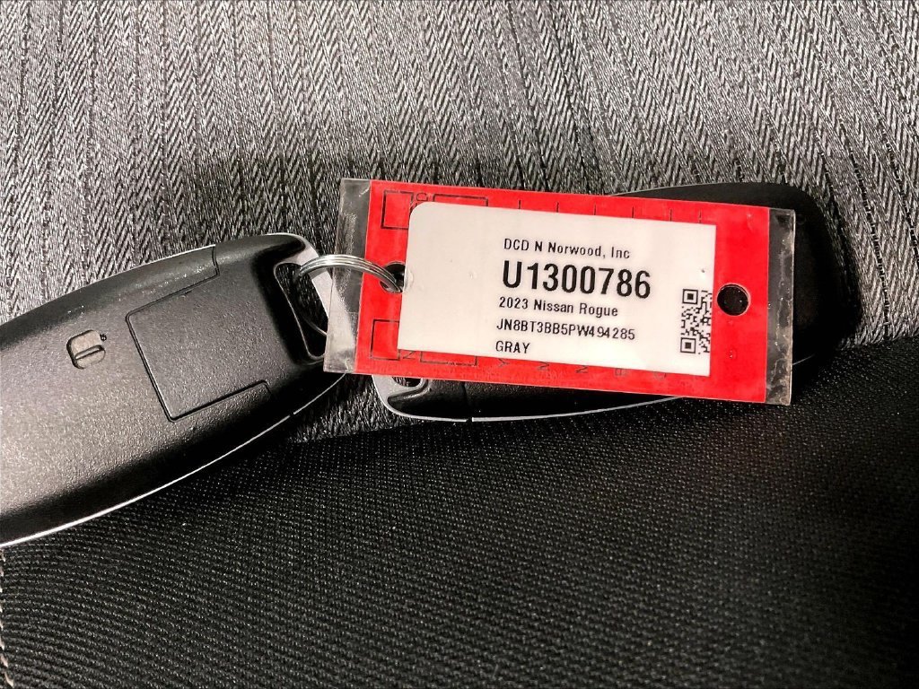 Certified 2023 Nissan Rogue SV AWD/4WD image 31