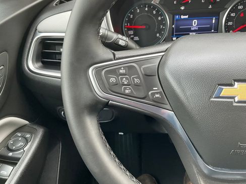 Used 2024 Chevrolet Equinox LT w/ Driver Convenience Package AWD/4WD image 5