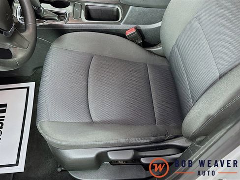 Used 2018 Chevrolet Cruze LT image 17