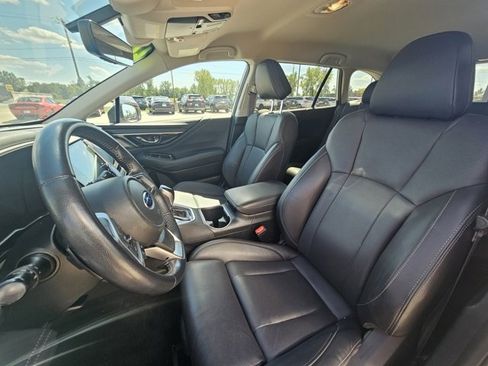 Used 2022 Subaru Outback Limited image 13