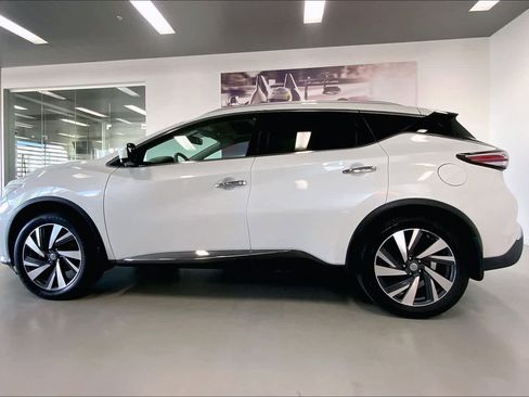 Used 2015 Nissan Murano Platinum w/ Platinum Technology Package image 3