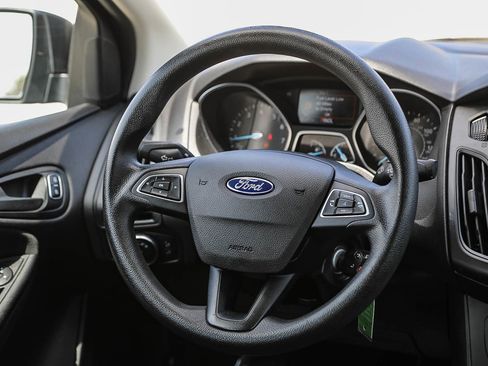 Used 2017 Ford Focus S FWD image 15