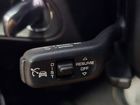 Certified 2024 Porsche Macan GTS AWD/4WD image 39