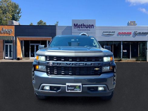 Used 2020 Chevrolet Silverado 1500 Custom w/ Custom Value Package AWD/4WD image 10